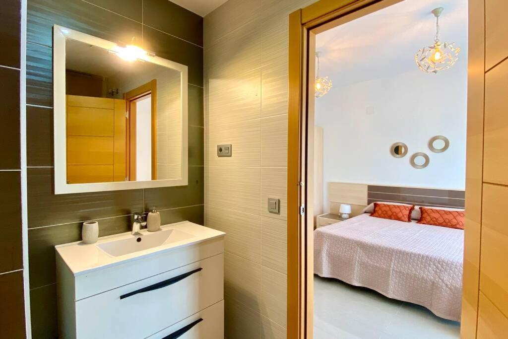 Chalet Moderno Con Piscina En Mont - Roige Bahia المظهر الخارجي الصورة