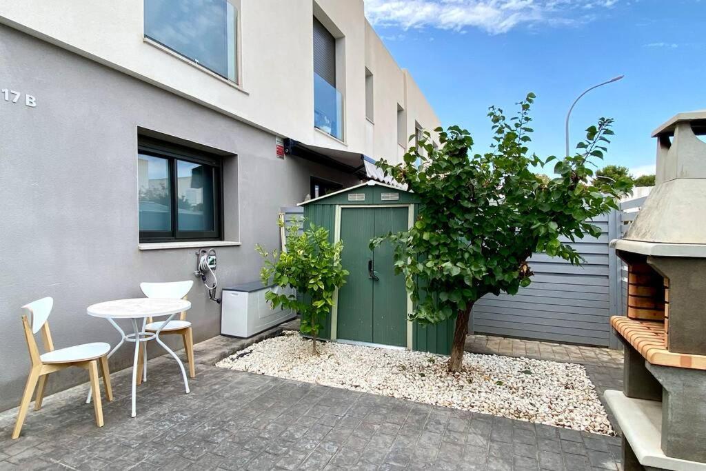 Chalet Moderno Con Piscina En Mont - Roige Bahia المظهر الخارجي الصورة